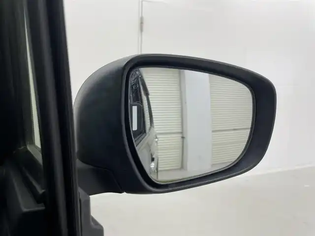 スズキ ハスラー Jスタイル Ⅲ 茨城県 2019(平31)年 2.3万km ブレイブカーキパール/スチールシルバー 純正ナビ/全周囲カメラ/フルセグ/衝突被害軽減ブレーキ/車線逸脱抑制装置/ETC/ドラレコ/シートヒーター/純正15インチAW/スマートキー