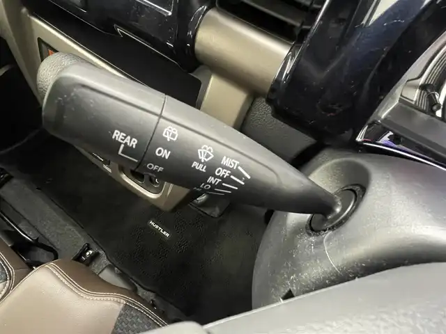 スズキ ハスラー Jスタイル Ⅲ 茨城県 2019(平31)年 2.3万km ブレイブカーキパール/スチールシルバー 純正ナビ/全周囲カメラ/フルセグ/衝突被害軽減ブレーキ/車線逸脱抑制装置/ETC/ドラレコ/シートヒーター/純正15インチAW/スマートキー