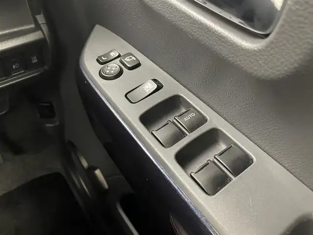 スズキ ハスラー Jスタイル Ⅲ 茨城県 2019(平31)年 2.3万km ブレイブカーキパール/スチールシルバー 純正ナビ/全周囲カメラ/フルセグ/衝突被害軽減ブレーキ/車線逸脱抑制装置/ETC/ドラレコ/シートヒーター/純正15インチAW/スマートキー