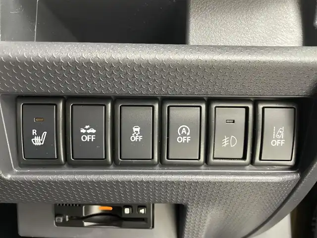 スズキ ハスラー Jスタイル Ⅲ 茨城県 2019(平31)年 2.3万km ブレイブカーキパール/スチールシルバー 純正ナビ/全周囲カメラ/フルセグ/衝突被害軽減ブレーキ/車線逸脱抑制装置/ETC/ドラレコ/シートヒーター/純正15インチAW/スマートキー
