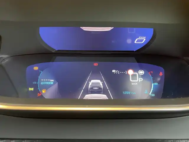 プジョー ２００８ アリュール 愛知県 2021(令3)年 1.3万km 黒 純正ディスプレイオーディオ /AppleCarPlay /バックカメラ /ETC/レーンキープアシスト /ACC /ドライブセレクト /ヘッドライトレベライザー /純正17インチAW /LEDヘッドライト