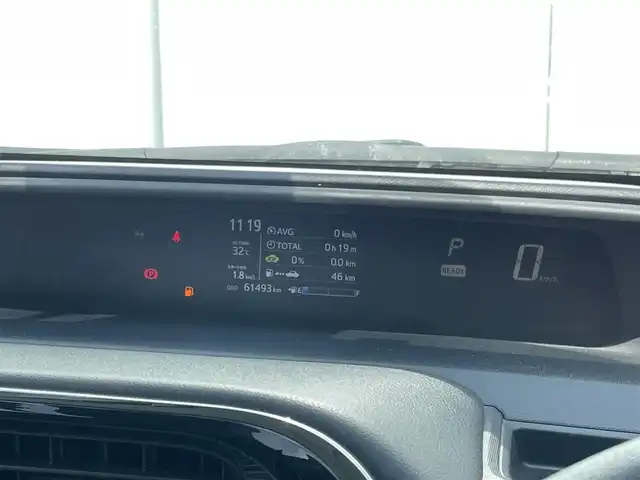 トヨタ アクア S スタイルブラック 福岡県 2020(令2)年 6.2万km ホワイトパールクリスタルシャイン 純正7インチナビ　/(AM.FM.CD.TV.Bluetooth)/バックカメラ　/衝突軽減ブレーキ　/クリアランスソナー　/レーンアシスト　/オートライト　/オートマチックハイビーム　/ＥＴＣ　/ドラレコ前/Ｂｌｕｅｔｏｏｔｈ接続　/横滑り防止装置　/１５インチ社外ＡＷ　/純正LEDライト/ドアバイザー