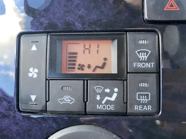 ダイハツ タント カスタム X トップED SAⅡ 青森県 2016(平28)年 8.3万km ブラックマイカメタリック 4WD/純正ナビ/(AM FM BT CD DVD フルセグTV)/バックカメラ/衝突軽減ブレーキ/片側パワースライドドア/AW付冬タイヤ積込/プッシュスタート/スマートキー/ハーフレザーシート/ドアバイザー/フロアマット/オートライト/フォグランプ