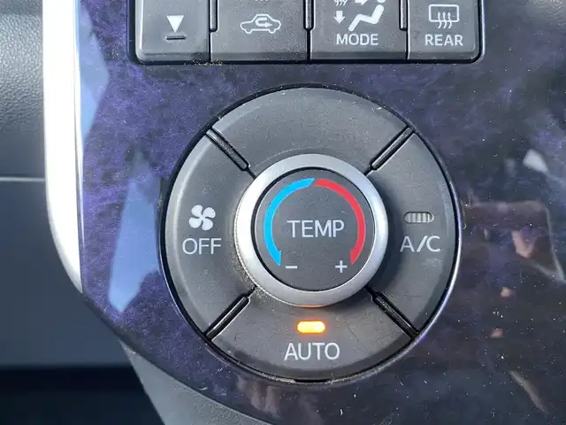 ダイハツ タント カスタム X トップED SAⅡ 青森県 2016(平28)年 8.3万km ブラックマイカメタリック 4WD/純正ナビ/(AM FM BT CD DVD フルセグTV)/バックカメラ/衝突軽減ブレーキ/片側パワースライドドア/AW付冬タイヤ積込/プッシュスタート/スマートキー/ハーフレザーシート/ドアバイザー/フロアマット/オートライト/フォグランプ