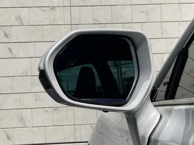 トヨタ クラウン ハイブリッド RS 静岡県 2021(令3)年 4.2万km プレシャスホワイトパール Toyota Safety Sense/純正12.3インチメモリーナビ/　AM FM CD DVD Bluetooth/フルセグTV/前後方ドライブレコーダー/LEDオートヘッドライト/ハーフレザーシート/パワーシート(前席)/シートヒーター(前席)/ステアリングヒーター/前後方クリアランスソナー/ヘッドアップディズプレイ/純正18インチアルミホイール/スマートキー2本/ワンオーナー/ビルトインETC/アラウンドビューモニター