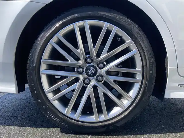 トヨタ クラウン ハイブリッド RS 静岡県 2021(令3)年 4.2万km プレシャスホワイトパール Toyota Safety Sense/純正12.3インチメモリーナビ/　AM FM CD DVD Bluetooth/フルセグTV/前後方ドライブレコーダー/LEDオートヘッドライト/ハーフレザーシート/パワーシート(前席)/シートヒーター(前席)/ステアリングヒーター/前後方クリアランスソナー/ヘッドアップディズプレイ/純正18インチアルミホイール/スマートキー2本/ワンオーナー/ビルトインETC/アラウンドビューモニター