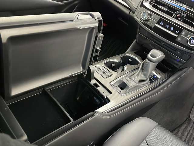 トヨタ クラウン ハイブリッド RS 長野県 2021(令3)年 4.2万km プレシャスホワイトパール 純正12.3インチメモリーナビ/（CD＆DVD＆Bluetooth＆USB＆FM・AM）/フルセグTV/バックカメラ（バック/サイド）/Toyota Safety Sense/・クルーズコントロール（追従あり）/・プリクラッシュセーフティ/・レーンキープアシスト/・BSM/RCTA/RCD/PKSB/RSA/・クリアランスソナー/前後方ドライブレコーダー/LEDオートヘッドライト/フォグランプ/ハーフレザーシート/パワーシート(前席)/シートヒーター(前席)/ステアリングヒーター/純正18インチアルミホイール/スマートキー/スペアキー/ビルトインETC/保証書/取扱説明書