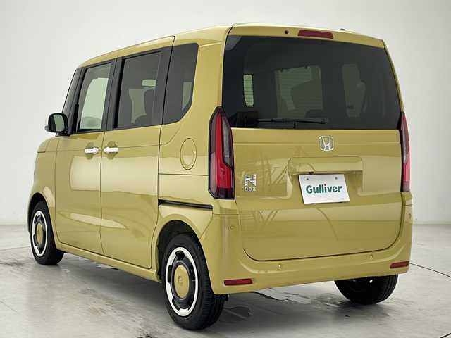 ホンダ Ｎ ＢＯＸ ファッションスタイル 千葉県 2024(令6)年 0.3万km 黄 純正ナビ/片側パワースライドドア/バックカメラ/レーダークルーズコントロール/レーンキープアシスト/衝突被害軽減ブレーキ/コーナーセンサー/純正ドライブレコーダー/ビルトインETC/プッシュスタート/ブレーキホールド
