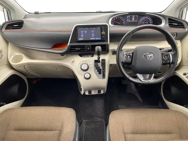 トヨタ シエンタ G 栃木県 2017(平29)年 5.1万km ホワイトパールクリスタルシャイン 純正ナビ/　（CD/DVD/フルセグTV/Bluetooth）/バックカメラ/トヨタセーフティセンス/・プリクラッシュセーフティ/・レーンディパーチャーアラート/・レーントレーシングアシスト/・オートマチックハイビーム/・ロードサインアシスト/ドライブレコーダー/両側パワースライドドア/前席シートヒーター/スマートキー×2/プッシュスタート