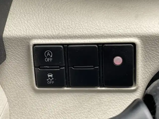 トヨタ シエンタ G 栃木県 2017(平29)年 5.1万km ホワイトパールクリスタルシャイン 純正ナビ/　（CD/DVD/フルセグTV/Bluetooth）/バックカメラ/トヨタセーフティセンス/・プリクラッシュセーフティ/・レーンディパーチャーアラート/・レーントレーシングアシスト/・オートマチックハイビーム/・ロードサインアシスト/ドライブレコーダー/両側パワースライドドア/前席シートヒーター/スマートキー×2/プッシュスタート