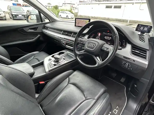 アウディ Ｑ７ 3.0TFSIクワトロアダプティブエアサスペンション 道東・釧路十勝 2017(平29)年 5.8万km 黒 ７シーターパッケーゲ/　　三列目シート /　　サンブラインド /　　4ゾーンデラックスオートマチック/　　エアコンディショナー/　　シートヒーター（フロント/リヤ）/リアアシスタンスパッケージ/　　アウディサイドアシスト/　　アウディプレセンスリヤ/　　サイドエアバッグ（リヤ）/コンフォートシートパッケージ/純正ナビ/　　CD/DVD/SD/BT/USB/フルセグ/全方位モニター/バーチャルコックピット/純正ETC/社外前後ドライブレコーダー/レーダー探知機/アダプティブクルーズコントロール/パーキングアシスト/マトリクスLEDヘッドライト/フロントシートエアコン/パワーバックドア/純正21インチAW/純正フロアマット