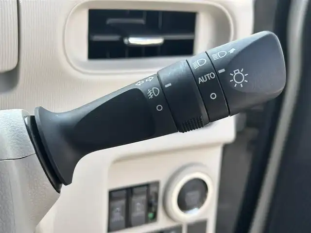 ダイハツ ムーヴ キャンバス G メイクアップ VS SAⅢ 滋賀県 2022(令4)年 1.9万km パールホワイトⅢ/ナチュラルベージュマイカメタリック 2トーン 純正７インチナビ/(AM/FM/CD/DVD/フルセグ/Bluetooth/USB)/全方位カメラ/両側電動ドア/ＥＴＣ/前方ドライブレコーダー/シートヒーター/ＬＥＤヘッドライト/オートライト/オートハイビーム/アイドリングストップ/衝突軽減システム/横滑り防止装置/プッシュスタート/スマートキー