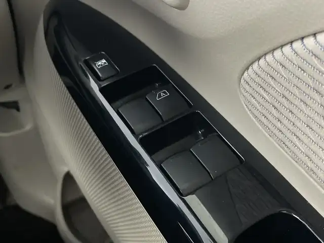 日産 デイズ X 愛知県 2014(平26)年 7万km シリカグリーン 純正7インチワイドナビ/(CD/DVD/フルセグTV/Bluetooth/SD)/全方位カメラ/ETC/nanoe/スマートキー/プッシュスタート/アイドリングストップ/オートエアコン/ヘッドライトレベライザー/純正フロアマット/保証書/取扱説明書/スペアキー