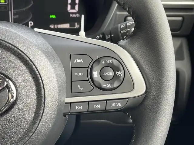 トヨタ ライズ Z 東京都 2025(令7)年 0.1千km シャイニングホワイトパール 登録済未使用車/純正9型DA/バックモニター/前席シートヒーター/LEDヘッド/フルセグTV　/Bluetooth/追従クルコン/純正17インチAW/衝突被害軽減ブレーキ/車線逸脱警報機能/コーナーセンサー/スマートキー