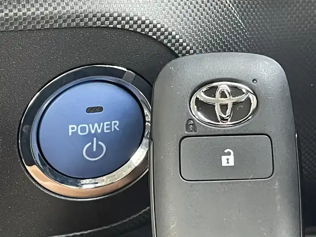 トヨタ ライズ Z 東京都 2025(令7)年 0.1千km シャイニングホワイトパール 登録済未使用車/純正9型DA/バックモニター/前席シートヒーター/LEDヘッド/フルセグTV　/Bluetooth/追従クルコン/純正17インチAW/衝突被害軽減ブレーキ/車線逸脱警報機能/コーナーセンサー/スマートキー