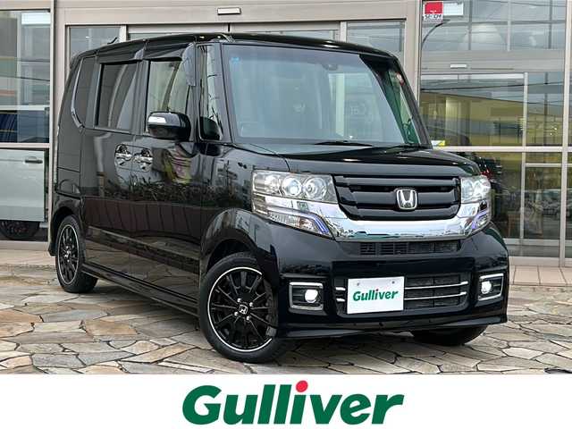 ホンダ Ｎ ＢＯＸ カスタム ターボ SSブラックSパッケージ 静岡県 2017(平29)年 8.2万km クリスタルブラックパール 純正SDナビ/・DVD/・CD/・Bluetooth/・AM/・FM/・ワンセグTV/・iPod/プリクラッシュ/・バックカメラ/・パドルシフト/・クルーズコントロール/・ステアリングリモコン/・両側パワースライドドア/・純正アルミホイール/・純正フロアマット/・キセノンライト/・オートライト/・レザーシート/・ヒートシーター/・プッシュスタート/・スマートキー/・スペアキー/・ETC/・ワンオーナー