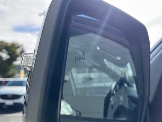 三菱 トライトン GSR 大阪府 2025(令7)年 0.1万km ダイヤモンドブラックマイカ 登録時169km 衝突軽減システム　純正ナビ　フルセグＴＶ　Ｂｌｕｅｔｏｏｔｈ　全方位カメラ　ハーフレザーシート　運転席パワーシート　前席シートヒーター　レーダークルーズコントロール　ステアリングヒーター　　後席サーキュレーター　ＢＳＭ　LEDヘッドライト フロアマット　プッシュスタート　スマートキー　スマートキー　取扱説明書　保証書　