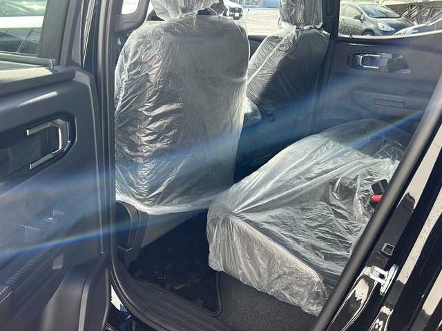 三菱 トライトン GSR 大阪府 2025(令7)年 0.1万km ダイヤモンドブラックマイカ 登録時169km 衝突軽減システム　純正ナビ　フルセグＴＶ　Ｂｌｕｅｔｏｏｔｈ　全方位カメラ　ハーフレザーシート　運転席パワーシート　前席シートヒーター　レーダークルーズコントロール　ステアリングヒーター　　後席サーキュレーター　ＢＳＭ　LEDヘッドライト フロアマット　プッシュスタート　スマートキー　スマートキー　取扱説明書　保証書　