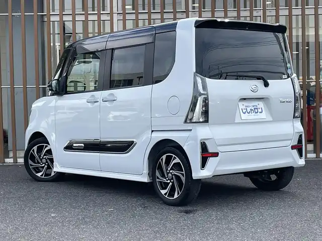 ダイハツ タント カスタム RS スタイルセレクション 鳥取県 2020(令2)年 10.4万km ブラックマイカメタリック/シャイニングホワイトパール (株)IDOMが運営する【じしゃロン鳥取店】の自社ローン専用車両になります。こちらは現金またはオートローンご利用時の価格です。自社ローンご希望の方は別途その旨お申付け下さい/ワンオーナー/純正ナビ/・フルセグTV/・AM/FM/・CD/DVD/・Bluetooth接続/スマートアシスト/バックカメラ/レーダークルーズコントロール/プッシュスタート/シートヒーター/前後コーナーセンサー/両側パワースライドドア/スペアキー/ETC