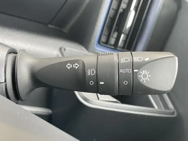 ダイハツ タント カスタム RS スタイルセレクション 鳥取県 2020(令2)年 10.4万km ブラックマイカメタリック/シャイニングホワイトパール (株)IDOMが運営する【じしゃロン鳥取店】の自社ローン専用車両になります。こちらは現金またはオートローンご利用時の価格です。自社ローンご希望の方は別途その旨お申付け下さい/ワンオーナー/純正ナビ/・フルセグTV/・AM/FM/・CD/DVD/・Bluetooth接続/スマートアシスト/バックカメラ/レーダークルーズコントロール/プッシュスタート/シートヒーター/前後コーナーセンサー/両側パワースライドドア/スペアキー/ETC