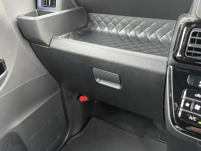 ダイハツ タント カスタム RS スタイルセレクション 鳥取県 2020(令2)年 10.4万km ブラックマイカメタリック/シャイニングホワイトパール (株)IDOMが運営する【じしゃロン鳥取店】の自社ローン専用車両になります。こちらは現金またはオートローンご利用時の価格です。自社ローンご希望の方は別途その旨お申付け下さい/ワンオーナー/純正ナビ/・フルセグTV/・AM/FM/・CD/DVD/・Bluetooth接続/スマートアシスト/バックカメラ/レーダークルーズコントロール/プッシュスタート/シートヒーター/前後コーナーセンサー/両側パワースライドドア/スペアキー/ETC