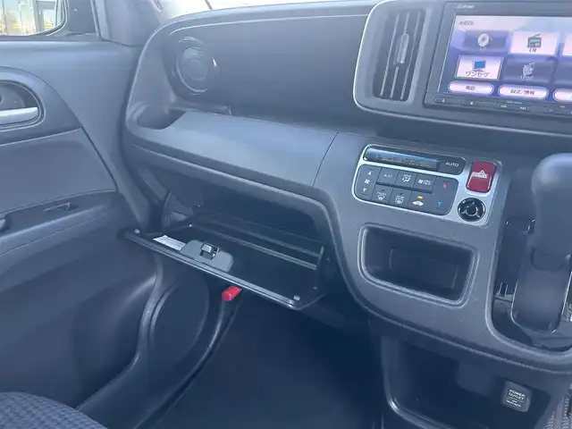 ホンダ Ｎ ＯＮＥ G ローダウン ベーシック 栃木県 2017(平29)年 4.7万km プレミアムホワイトパールⅡ 純正SDナビ/・ワンセグTV/・CD/BT/iPod/・AM.FM/SD/ETC/CTBA/スマートキー×２/プッシュスタート/ヘッドライトレベライザー/フロアマット/ドアバイザー/横滑り防止システム/電動格納ミラー