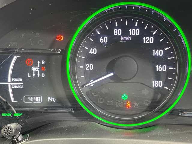 ホンダ ヴェゼル ハイブリッド Z ホンダセンシング 神奈川県 2018(平30)年 7.2万km クリスタルブラックパール 純正メモリーナビゲーション【NR-MZ033】/AM FM フルセグ　Bluetooth　CD DVD　USB　iPod HDMI/ホンダセンシング/アダプティブクルーズコントロール/前席シートヒーター/ビルトインETC/ステアリングスイッチ/電動パーキングブレーキ/プッシュスタート/スマートキー/取扱説明書/LEDヘッドライト/オートライト/オートマチックハイビーム/純正17インチアルミホイル/電動格納ミラー