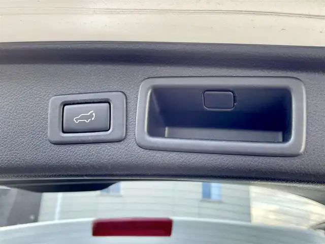 スバル フォレスター 2．0XT アイサイト 三重県 2013(平25)年 8.5万km サテンホワイトパール (株)IDOMが運営する【じしゃロン四日市店】の自社ローン対象車両になります。こちらは現金ご利用時の価格です。自社ローンご希望の方は別途その旨お申付け下さい。/純正SDナビ（CD/DVD/BT/AM/FM）/フルセグTV/衝突軽減システム/レーンキープアシスト/ダウンヒルアシストコントロール/バックカメラ/パワーバックドア/レザーシート/シートヒーター/ドライブレコーダー/前後コーナーセンサー/４WD