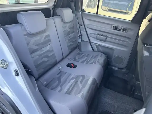 ダイハツ タフト X 群馬県 2022(令4)年 1万km シャイニングホワイトパール ワンオーナー/スマートアシスト/・衝突軽減ブレーキ/・車線逸脱警報/・先行車発信お知らせ/・オートハイビーム/ガラスルーフ/純正ディスプレイオーディオ　DUK-W69D/　(AM FM Bluetooth CD DVD iPod)/バックカメラ/前方ドライブレコーダー/LEDヘッドライト/アイドリングストップ/ETC/電子パーキング/ステアリングリモコン/コーナーセンサー/横滑り防止/純正フロアマット/純正ドアバイザー/取扱説明書/保証書/スペアキー