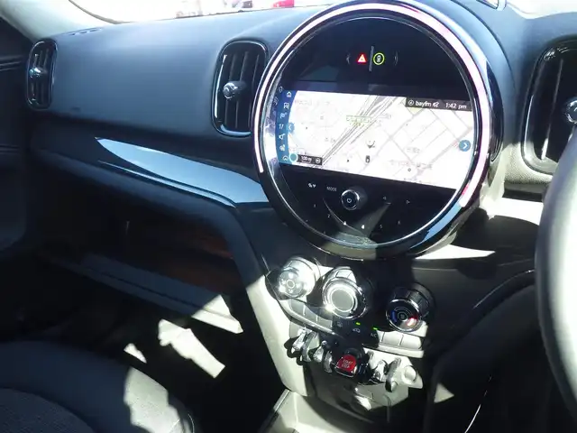 ＭＩＮＩ ＢＭＷ ミニ クロスオーバー バッキンガム 千葉県 2021(令3)年 2万km ミッドナイト・ブラック・メタリック 205/65R16/インテリジェントセーフティ/レーダークルーズコントロール/パワーバックドア/純正HDDナビ/【Bluetooth接続】/バックカメラ/ETC/LEDヘッドライト/革巻きステアリング/ステアリングスイッチ/コーナーセンサー/サイド/カーテンエアバッグ/コンフォートアクセス