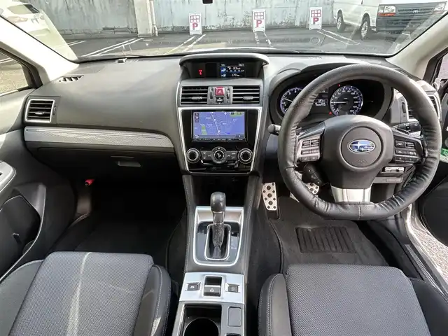 スバル レヴォーグ 1．6GT－S アイサイト 宮城県 2014(平26)年 16.4万km アイスシルバーメタリック 4WD/社外SDナビ/（ＦＭ／ＡＭ／ＣＤ／ＤＶＤ／Ｂｌｕｅｔｏｏｔｈ）/フルセグテレビ/アイサイト（衝突軽減）/アイドリングストップ/横滑り防止/車線逸脱警報システム/クルーズコントロール/ヒルクライムアシスト/オートライト/パドルシフトMT付きオートマ/ETC/純正フロアマット/プッシュスタート/スマートキー/記録簿/保証書/取扱説明書