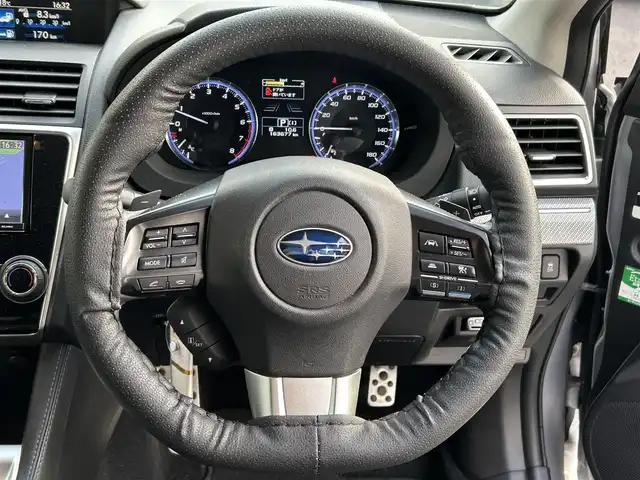 スバル レヴォーグ 1．6GT－S アイサイト 宮城県 2014(平26)年 16.4万km アイスシルバーメタリック 4WD/社外SDナビ/（ＦＭ／ＡＭ／ＣＤ／ＤＶＤ／Ｂｌｕｅｔｏｏｔｈ）/フルセグテレビ/アイサイト（衝突軽減）/アイドリングストップ/横滑り防止/車線逸脱警報システム/クルーズコントロール/ヒルクライムアシスト/オートライト/パドルシフトMT付きオートマ/ETC/純正フロアマット/プッシュスタート/スマートキー/記録簿/保証書/取扱説明書