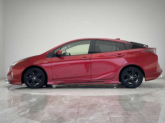 トヨタ プリウス S ツーリングセレクション 愛知県 2017(平29)年 3.7万km エモーショナルレッド 衝突軽減システム/純正SDナビ/レーダークルーズコントロール/モデリスタエアロ/シートヒーター/フルセグ/CD/DVD/Bluetooth/バックカメラ/純正アルミホイール/LEDヘッドライト/オートマチックハイビーム/ドライブレコーダー/ETC/ステアリングスイッチ/スマートキー/プッシュスタート