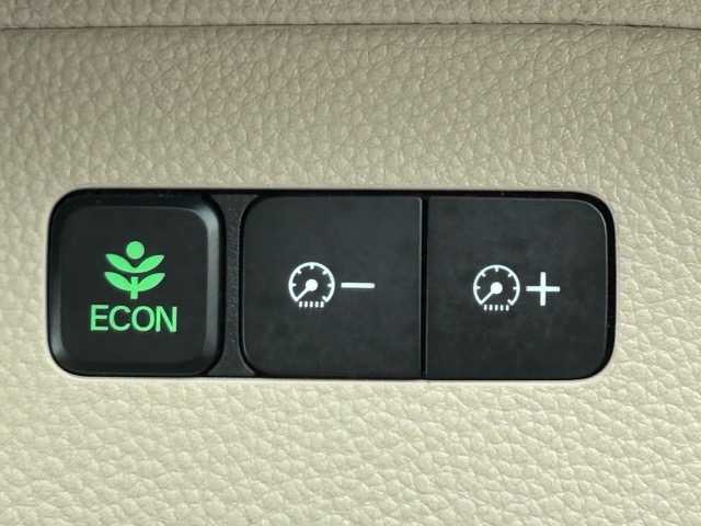 ホンダ Ｎ ＢＯＸ G ホンダセンシング 千葉県 2020(令2)年 4.4万km プラチナホワイトパール 純正ナビ/Bluetooth/CD/バックカメラ/ETC/両側スライドドア/レーンキープアシスト/衝突軽減ブレーキ/車線逸脱警報/標識認識機能/盗難防止装置/オートライト/ウィンカーミラー/プッシュスタートボタン/スマートキー