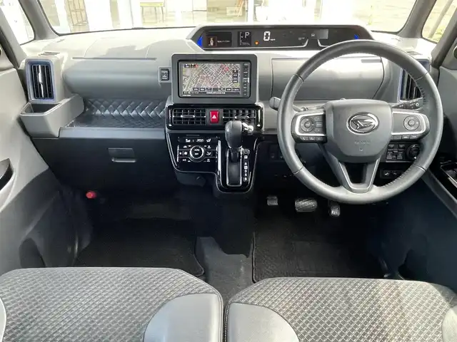 ダイハツ タント カスタム RS 道央・札幌 2019(令1)年 3.8万km ブラックマイカメタリック ・４WD/・衝突軽減ブレーキ/・純正ナビ/　CD＆DVD＆BT＆TV/・全方位カメラ/・バックカメラ/・ハーフレザーシート/・コーナーセンサー/・レーンキープアシスト/・レーダークルーズコントロール/・シートヒーター/・両側パワースライドドア/・アイドリングストップ/・オートエアコン/・オートライト/・プッシュスタート/・スマートキー/・ビルトインETC/・ドライブレコーダー/・純正エンジンスターター/・オートリトラミラー/・純正フロアマット/・ウィンカーミラー/・ドアバイザー/・LEDヘッドライト/・スペアキー