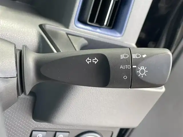 ダイハツ タント カスタム RS 道央・札幌 2019(令1)年 3.8万km ブラックマイカメタリック ・４WD/・衝突軽減ブレーキ/・純正ナビ/　CD＆DVD＆BT＆TV/・全方位カメラ/・バックカメラ/・ハーフレザーシート/・コーナーセンサー/・レーンキープアシスト/・レーダークルーズコントロール/・シートヒーター/・両側パワースライドドア/・アイドリングストップ/・オートエアコン/・オートライト/・プッシュスタート/・スマートキー/・ビルトインETC/・ドライブレコーダー/・純正エンジンスターター/・オートリトラミラー/・純正フロアマット/・ウィンカーミラー/・ドアバイザー/・LEDヘッドライト/・スペアキー