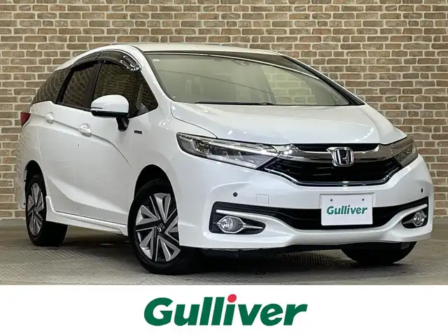 ホンダ シャトル ハイブリッド X 岩手県 2016(平28)年 11万km ホワイトオーキッドパール プッシュスタート　/アイドリングストップ/パドルシフト　/クルーズコントロール　/トラクションコントロール/ビルトインＥＴＣ/社外ディスプレイオーディオBluetooth/CD/AppleCarPlay　　/バックカメラ　/社外コーナーセンサー　/前後ドライブレコーダー　