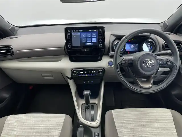 トヨタ ヤリス ハイブリッド Z 愛知県 2020(令2)年 4.5万km センシュアルレッドマイカ 純正ディスプレイ　Ｂｌｕｅｔｏｏｔｈ　ミラキャスト対応　バックカメラ　シートヒーター　純正１６インチＡＷ　ＥＴＣ２．０　前後ドラレコ　セーフティセンス　衝突軽減　追従クルコン　ＬＥＤオートライト　禁煙