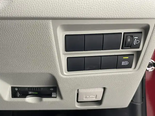 トヨタ ヤリス ハイブリッド Z 愛知県 2020(令2)年 4.5万km センシュアルレッドマイカ 純正ディスプレイ　Ｂｌｕｅｔｏｏｔｈ　ミラキャスト対応　バックカメラ　シートヒーター　純正１６インチＡＷ　ＥＴＣ２．０　前後ドラレコ　セーフティセンス　衝突軽減　追従クルコン　ＬＥＤオートライト　禁煙