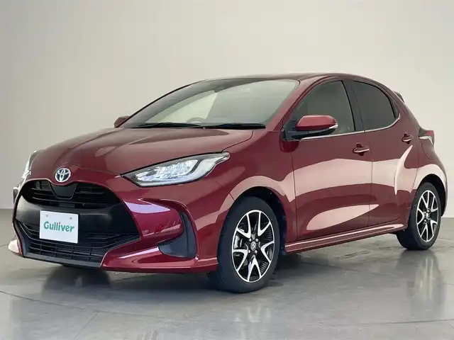 トヨタ ヤリス ハイブリッド Z 愛知県 2020(令2)年 4.5万km センシュアルレッドマイカ 純正ディスプレイ　Ｂｌｕｅｔｏｏｔｈ　ミラキャスト対応　バックカメラ　シートヒーター　純正１６インチＡＷ　ＥＴＣ２．０　前後ドラレコ　セーフティセンス　衝突軽減　追従クルコン　ＬＥＤオートライト　禁煙