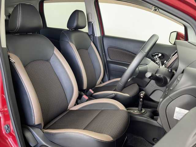 日産 ノート メダリスト X 鹿児島県 2019(平31)年 2.6万km ガーネットレッド 純正ナビ/（CD/DVD/BT/フルセグTV）/レーダークルーズコントロール/エマージェンシーブレーキ/アラウンドビューモニター/デジタルインナーミラー/ハーフレザーシート/アイドリングストップ/オートライト/スマートキー/プッシュスタート/ステアリングスイッチ/ドライブレコーダー/保証書、取説