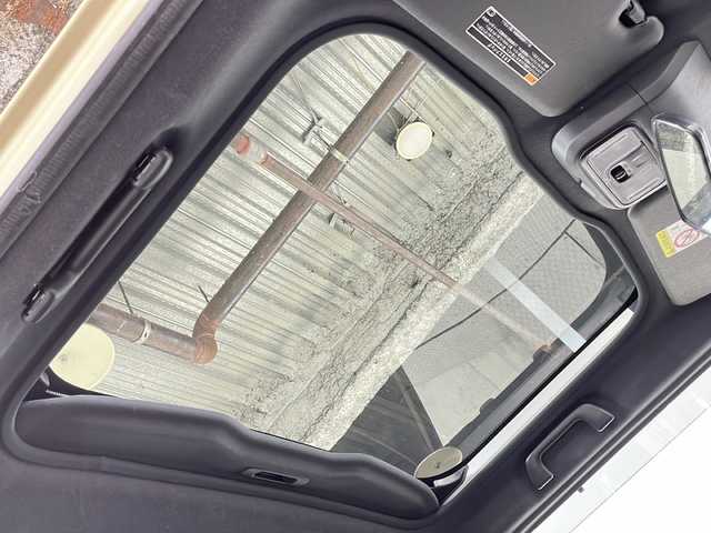 ダイハツ タフト G ターボ 広島県 2021(令3)年 2.6万km サンドベージュメタリック 純正９型ナビ　/パノラマモニター　/シートヒーター　/ガラスルーフ　/コーナーセンサー　/衝突軽減　/レーンキープ　/オートハイビーム　/レーダークルーズ　/前後ドライブレコーダー　/ＥＴＣ　/踏み間違い防止　/フォグランプ/純正15インチアルミホイール(165/65/R15)/エアバッグ(運転席/助手席/サイド/カーテン)