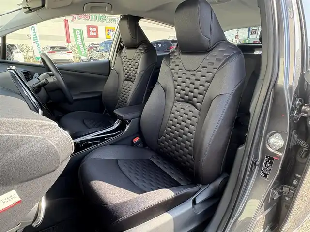 トヨタ プリウス ＰＨＶ A ユーティリティプラス 山口県 2018(平30)年 1.9万km グレーメタリック 11.6型ナビ フルセグTV BT USB AUX/バックカメラ/ビルトイン 2.0ETC/AC100V 1500W電源/衝突被害軽減ブレーキ/レーダークルーズコントロール/レーンアシスト/オートマチックハイビーム/ブラインドスポットモニタ/LEDオートヘッドライト/フォグライト/コーナーセンサー/充電ケーブル有り/スマートキー/前席シートヒーター/ドラレコ/パーキングアシスト/ステアリングリモコン/W サイド カーテン エアバッグ/禁煙車