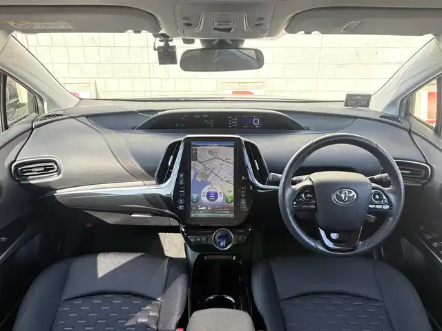 トヨタ プリウス ＰＨＶ A ユーティリティプラス 山口県 2018(平30)年 1.9万km グレーメタリック 11.6型ナビ フルセグTV BT USB AUX/バックカメラ/ビルトイン 2.0ETC/AC100V 1500W電源/衝突被害軽減ブレーキ/レーダークルーズコントロール/レーンアシスト/オートマチックハイビーム/ブラインドスポットモニタ/LEDオートヘッドライト/フォグライト/コーナーセンサー/充電ケーブル有り/スマートキー/前席シートヒーター/ドラレコ/パーキングアシスト/ステアリングリモコン/W サイド カーテン エアバッグ/禁煙車