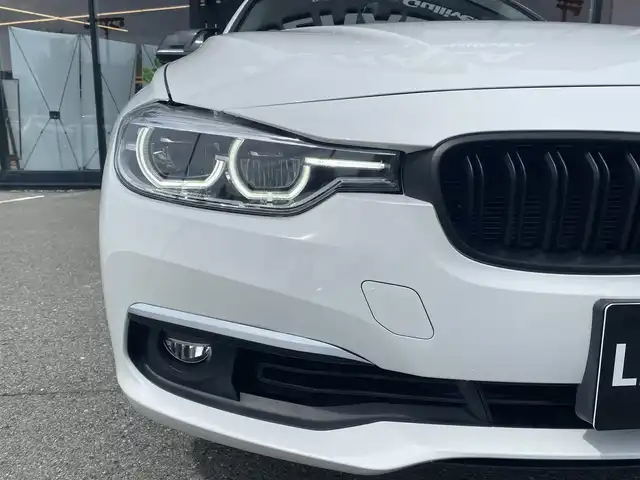 ＢＭＷ ３１８ｉ 福岡県 2017(平29)年 5.8万km アルピンホワイトⅢ ・クルーズコントロール/・純正ナビ/BT/USB/・バックカメラ/・ドライブレコーダー/・ETC/・純正18AW/・保証書/・取扱説明書/・スペアキー