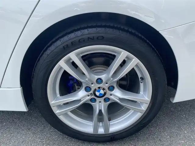 ＢＭＷ ３１８ｉ 福岡県 2017(平29)年 5.8万km アルピンホワイトⅢ ・クルーズコントロール/・純正ナビ/BT/USB/・バックカメラ/・ドライブレコーダー/・ETC/・純正18AW/・保証書/・取扱説明書/・スペアキー