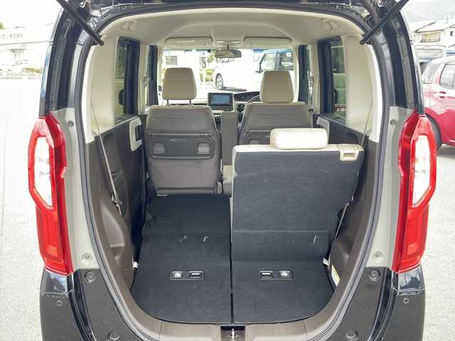 ホンダ Ｎ ＢＯＸ L 山梨県 2021(令3)年 3.7万km クリスタルブラックパール 社外メモリナビ（CN-E330D）/CD/AM/FM/BT/フルセグTV/バックカメラ/アイドリングストップ/クルーズコントロール/プッシュスタート/片側パワースライドドア/ETC/純正LEDヘッドライト/コーナーセンサー/レーンキープアシスト/衝突軽減ブレーキ/片側パワースライドドア