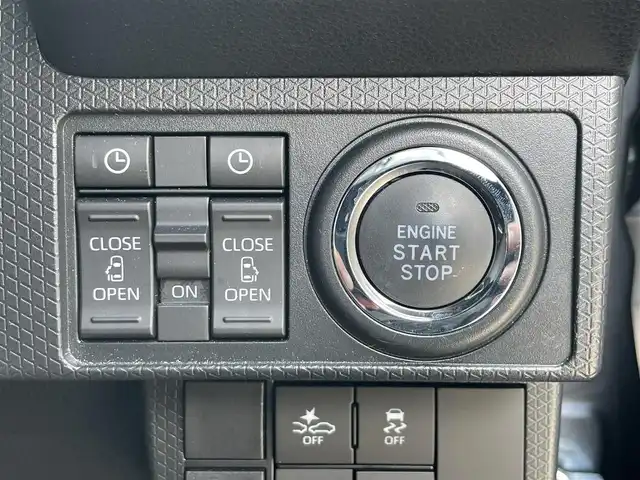 ダイハツ タント カスタム RS 滋賀県 2023(令5)年 1.2万km クロムグレーメタリック 社外7インチナビ/・Bluetooth/・フルセグTV/・CD/・DVD/バックカメラ/前後ソナー/電動パーキングブレーキ/オートブレーキホールド/ハーフレザー/前席シートヒーター/スマートキー/ステアリングリモコン