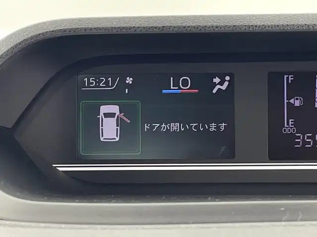ダイハツ タント ファンクロス 鹿児島県 2022(令4)年 0.4万km コンパーノレッド 純正ディスプレイオーディオ/(BT/AM/FM/Applecarplay/Androidauto/フルセグTV)/スマートアシストIII/・衝突軽減ブレーキ/・先行車発進お知らせ機能/・誤発進抑制機能/・レーンキープアシスト/・オートマチックハイビーム/両側パワースライドドア/バックカメラ/電動パーキングブレーキ/オートホールド/ルーフレール/リアサンシェード/前後コーナーセンサー/純正LEDヘッドライト/純正フロアマット/シートバックテーブル/純正15アルミホイール/アイドリングストップ/パーキングアシスト