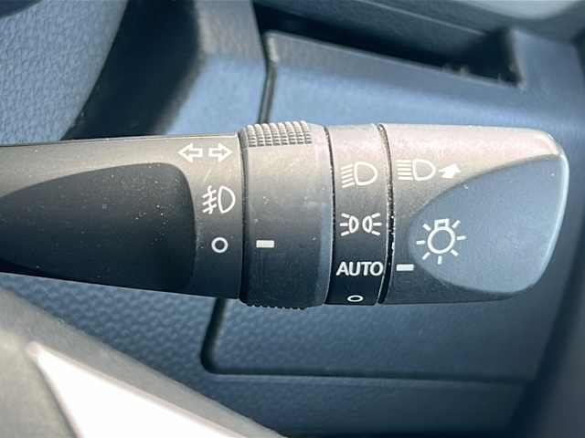 トヨタ タンク カスタムG 三重県 2020(令2)年 4.7万km パール 純正ナビ　/バックカメラ　/両側パワースライドドア /ビルトインETC /前後ドライブレコーダー /前後コーナーセンサー /クルーズコントロール/衝突軽減ブレーキ/ステアリングスイッチ/ウィンカーミラー/ISOFIX/LEDヘッドライト /オートハイビーム /オートライト /純正フロアマット /電動格納ミラー /禁煙車